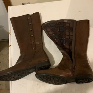 Sage brown walnut Born leather Zip up dress boots